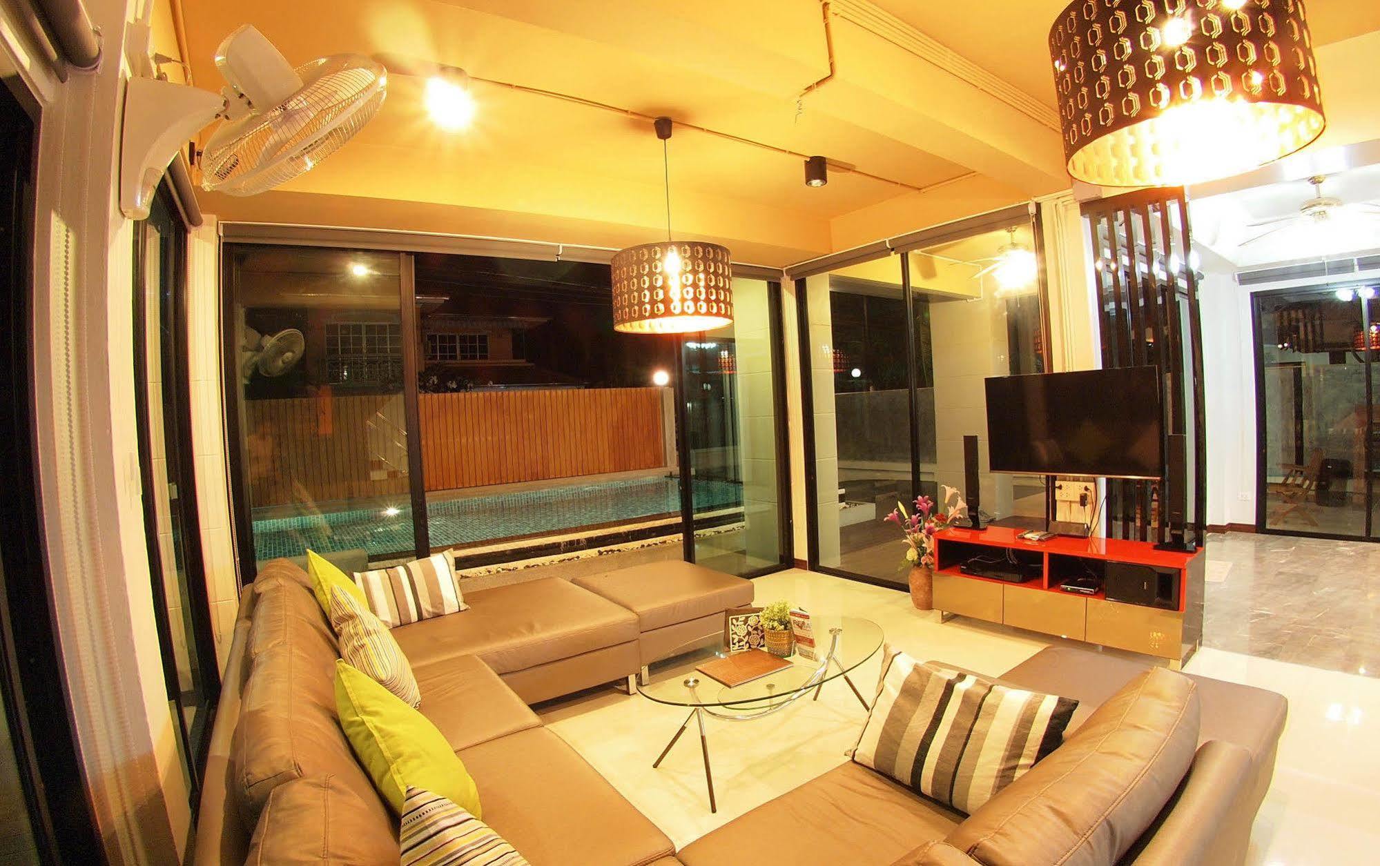 Vichy Villa Jomtien Beach Exterior photo